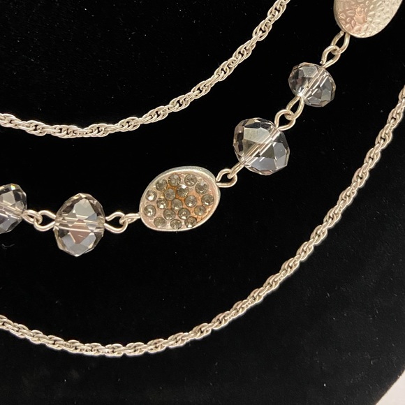 Silver Tone Long chain necklace - Picture 5 of 5